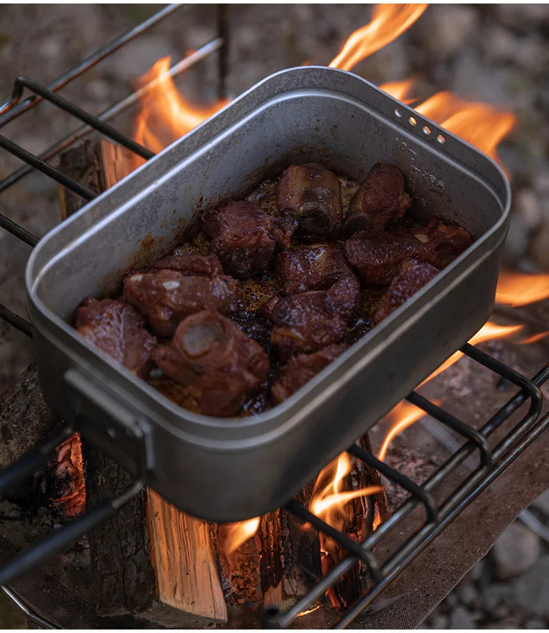 CAMPINGMOON Aluminum Oxide Portable Lunch Box, Open Flame Heated Outdoor Picnic Camping Lunch Box, Aluminum Lunch Box